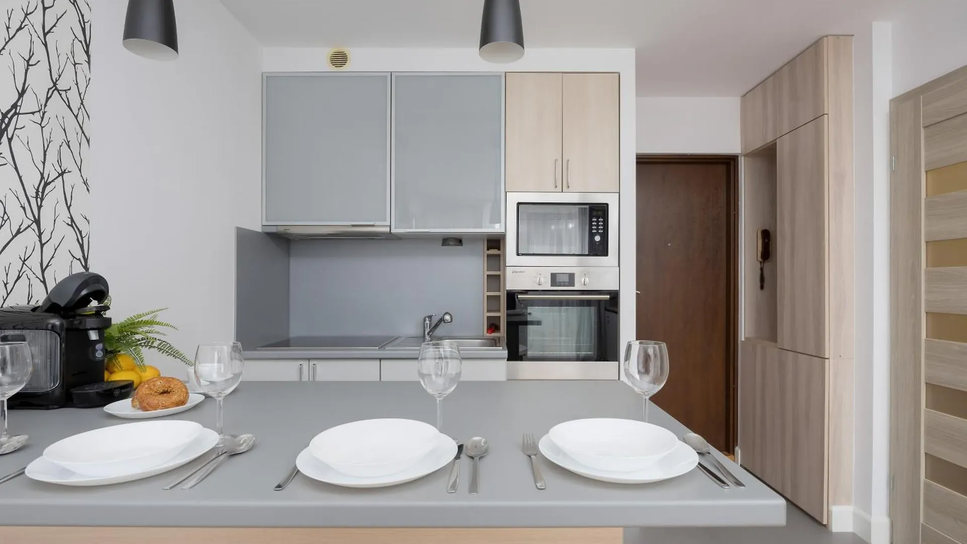 Chlodna Apartments With A City View Wola By Noclegi Renters Warschau 0*,  Polen