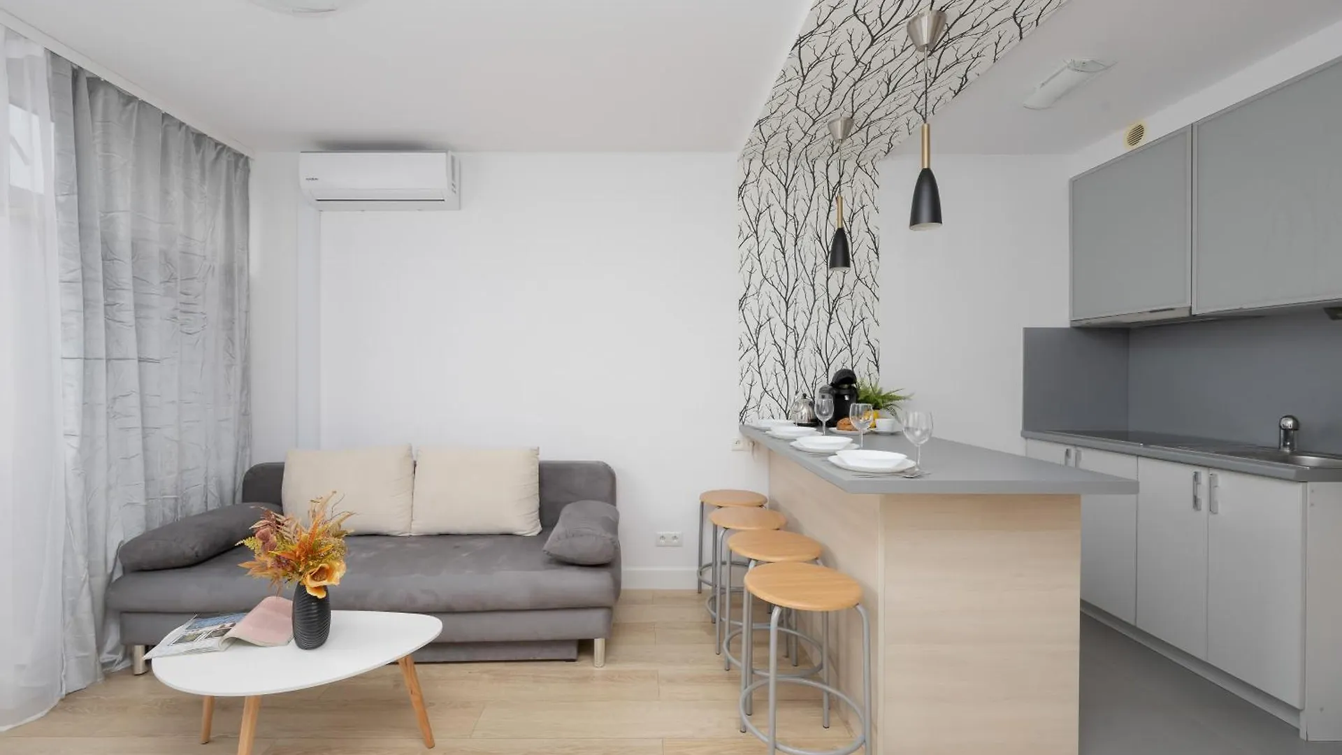 Chlodna Apartments With A City View Wola By Noclegi Renters Warsaw Poland